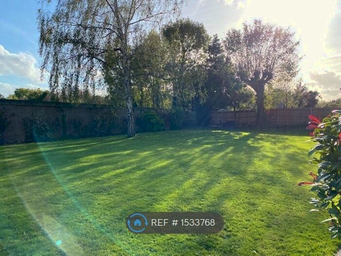 2 Bedroom Flat To Rent In Worple Road, Wimbledon, SW19