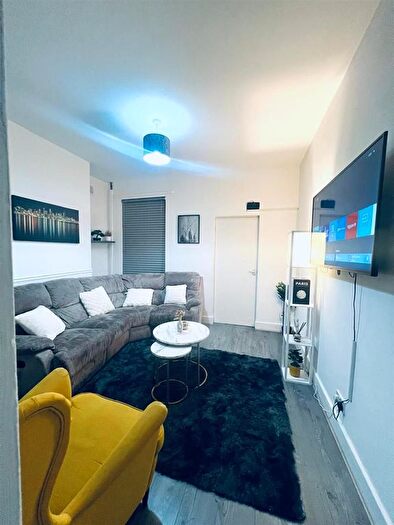 3 Bedroom Property To Rent In Bath Street, Walsall, WS1