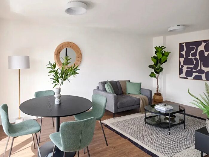 2 Bedroom Flat To Rent In Kendon House, Bryant Street, London, E15