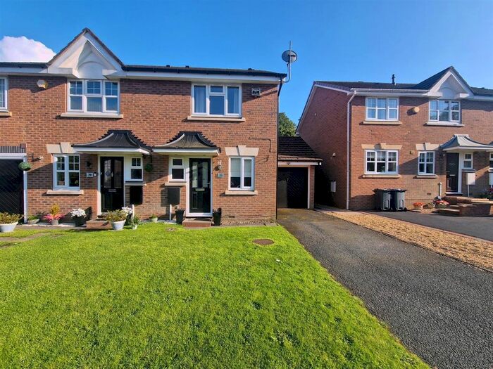 2 Bedroom Semi-Detached House To Rent In Brookdale Close, Rubery, Birmingham, B45