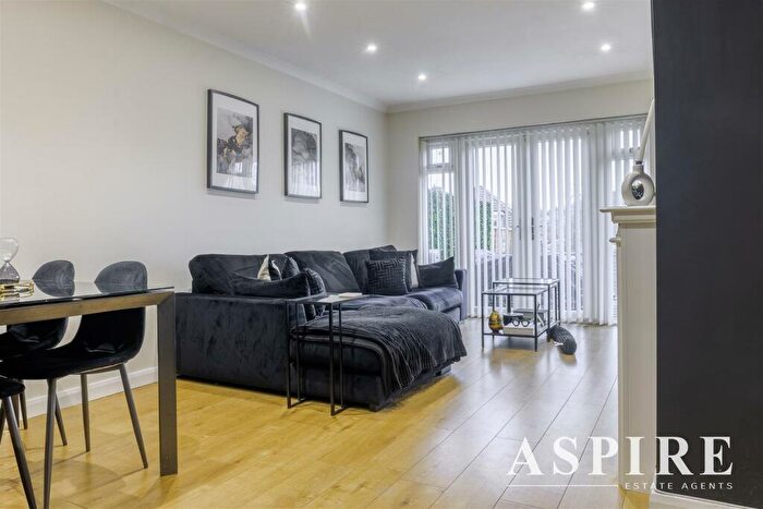 2 Bedroom Semi-Detached Bungalow For Sale In Karen Close, Benfleet, SS7