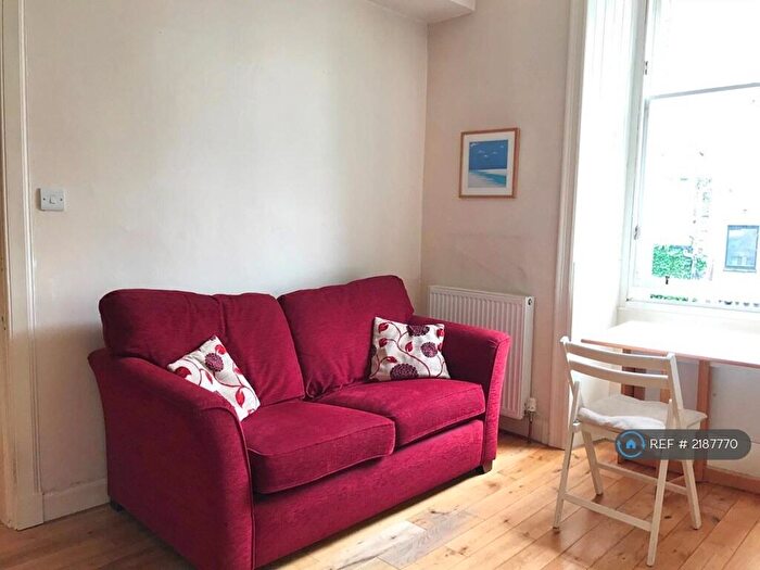 1 Bedroom Flat To Rent In St. Stephen St. Stockbridge, Edinburgh, EH3
