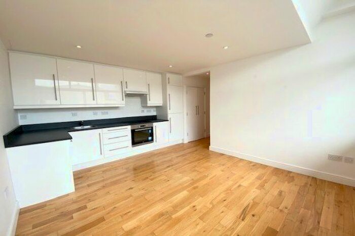 2 Bedroom Flat To Rent In The Exchange, Leicester, LE1