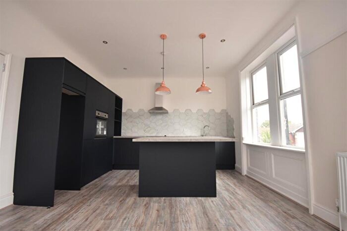 2 Bedroom Apartment To Rent In Grosvenor Street, Wallasey, CH44