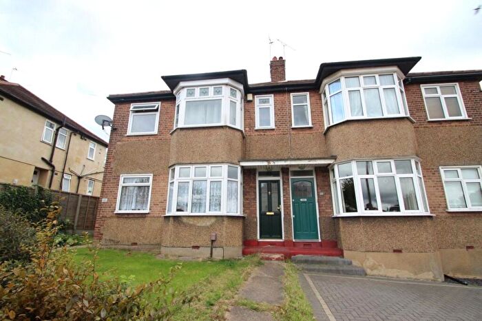 2 Bedroom Maisonette To Rent In Cromer Road, Hornchurch, RM11