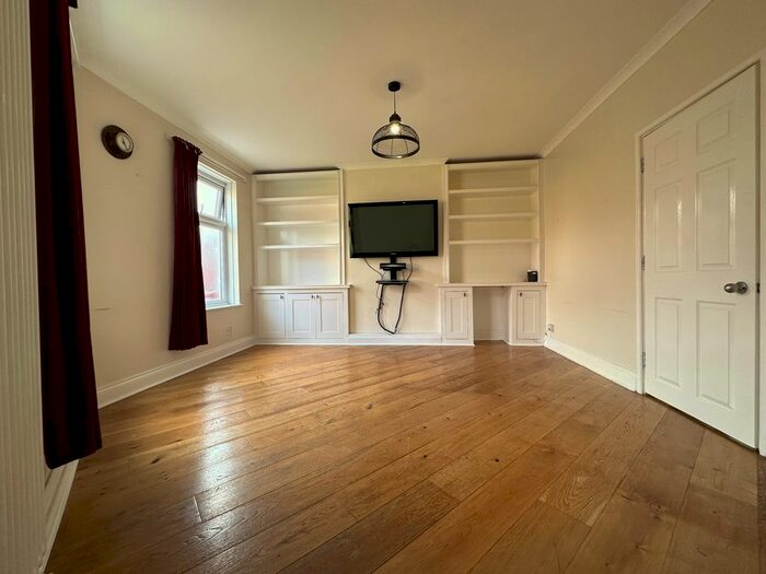 3 Bedroom Terraced House To Rent In White Hart Lane, London, N17