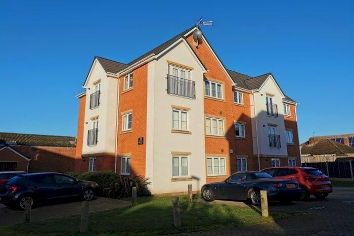 2 Bedroom Flat To Rent In Havelock Gardens, Leicester, LE4