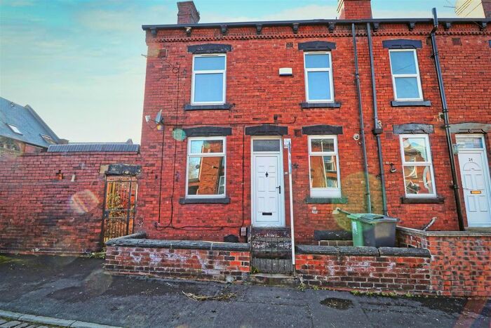 2 Bedroom Property To Rent In Arley Street, Armley, Leeds, LS12