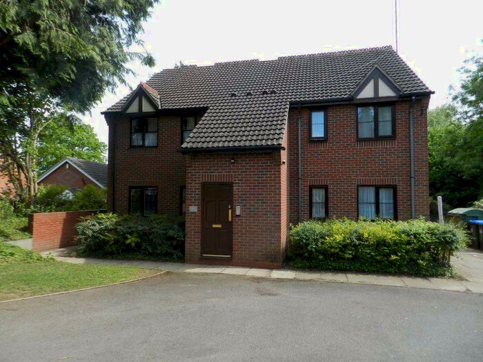 1 Bedroom Flat To Rent In Weedon, NN7