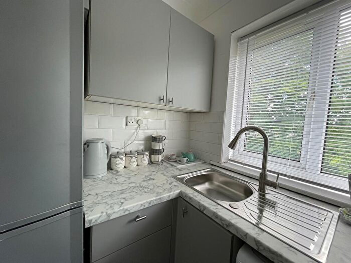2 Bedroom Maisonette For Sale In Gainsford Road, Southampton, SO19