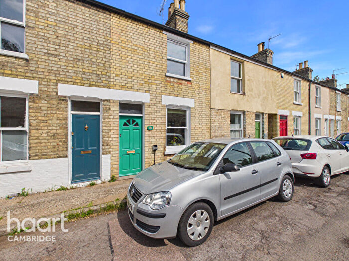 2 Bedroom Terraced House For Sale In York Terrace, Cambridge, CB1