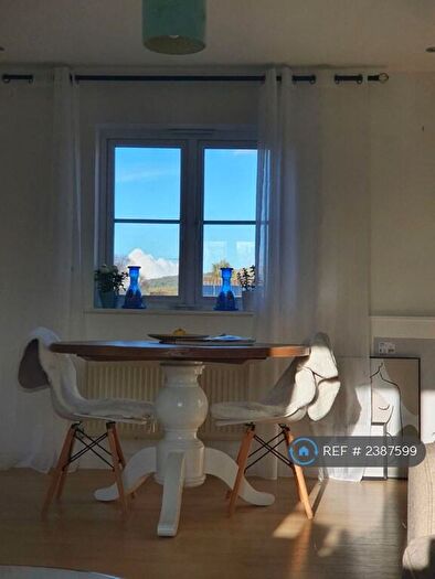 2 Bedroom Flat To Rent In Kempley Close, Cheltenham, GL52