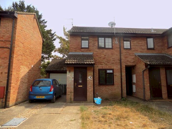 2 Bedroom End Of Terrace House To Rent In Newman Way, Leighton Buzzard, LU7