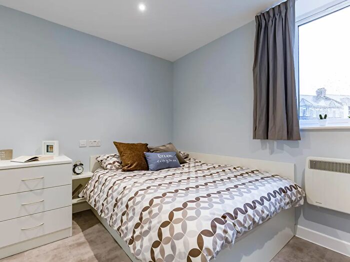 Studio To Rent In Apsley Road, Plymouth, PL4