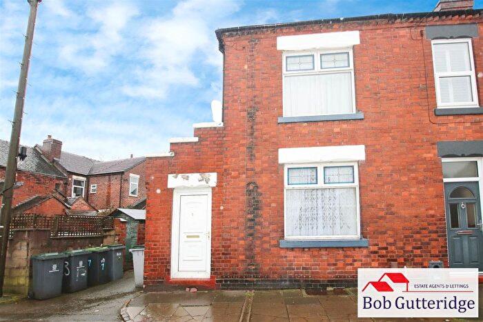 2 Bedroom Terraced House For Sale In West Avenue, Penkhull, Stoke-On-Trent, ST4