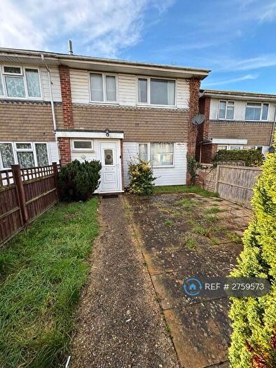 3 Bedroom End Of Terrace House To Rent In Elspring Mead, Littlehampton, BN17
