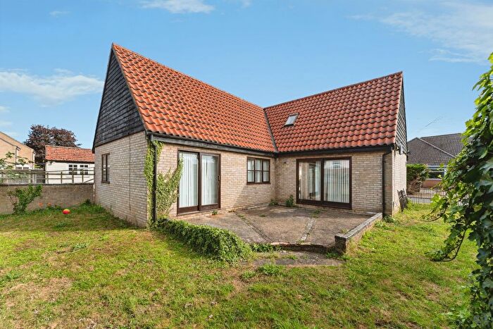3 Bedroom Detached House For Sale In Back Street, Brandon, Suffolk, IP27