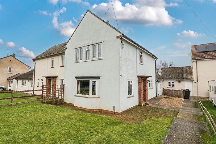 3 Bedroom End Terrace House For Sale In Hitchen, Merriott, TA16