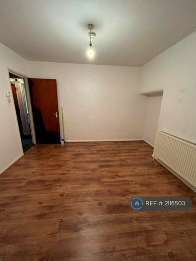 1 Bedroom Flat To Rent In Conduit Road, Bedford, MK40