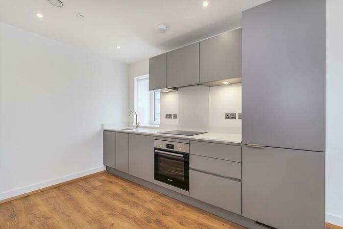 1 Bedroom Apartment To Rent In Church Street Woolwich, SE18