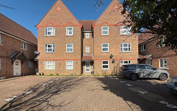 2 Bedroom Flat To Rent In Aynsley Gardens, Church Langley, Harlow, CM17