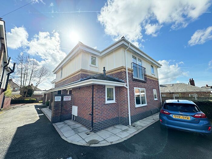 2 Bedroom Flat For Sale In Wembley Court, Wembley Avenue, Penwortham, Lancashire, PR1