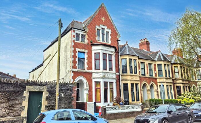 6 Bedroom End Of Terrace House For Sale In Teilo Street, Cardiff, CF11