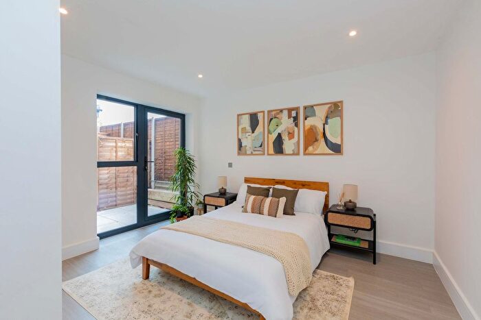 1 Bedroom Flat For Sale In Nord Court, Church Road, Northolt, UB5