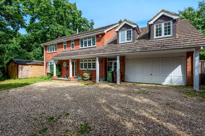 6 Bedroom Detached House To Rent In Headley, Hampshire, RG19