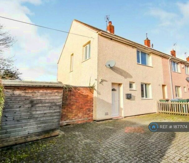 3 Bedroom End Of Terrace House To Rent In Brazil Street, Coventry, CV4
