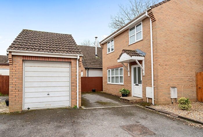 4 Bedroom Detached House For Sale In Phipps Barton, Bristol, Somerset, BS15