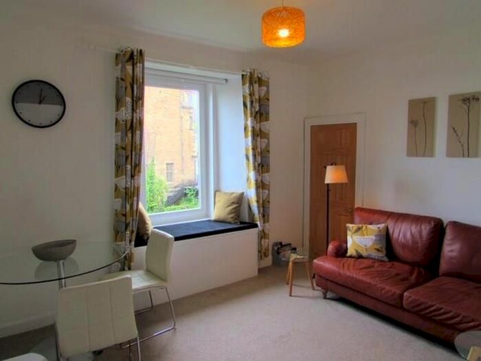 1 Bedroom Flat To Rent In Salmond Place, Edinburgh EH7