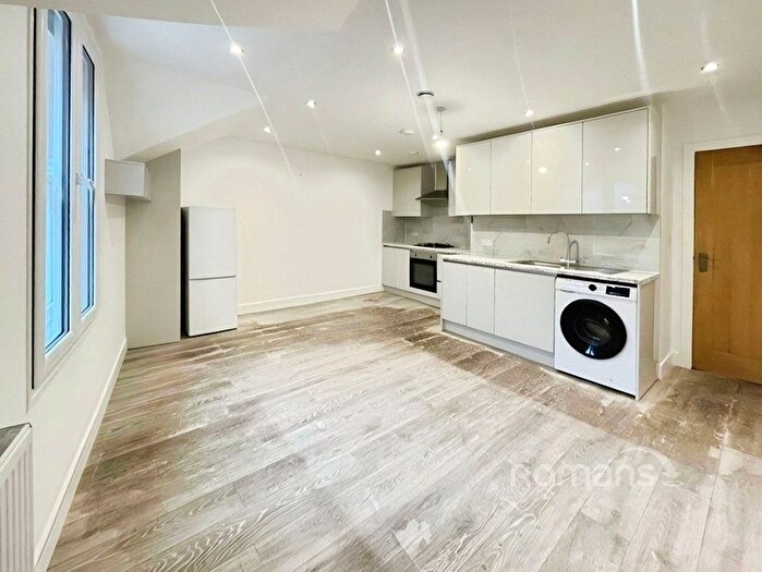 2 Bedroom Flat To Rent In Wote Street, Basingstoke, Hampshire, RG21