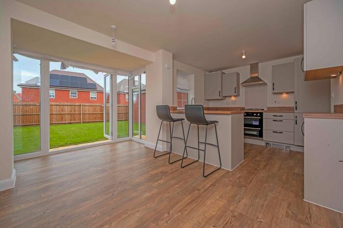 4 Bedroom Detached House To Rent In Bugbrooke Lane, Barton Seagrave, Kettering, NN15