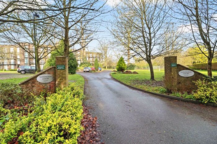 2 Bedroom Flat For Sale In Sandwich Road, Dover, CT15
