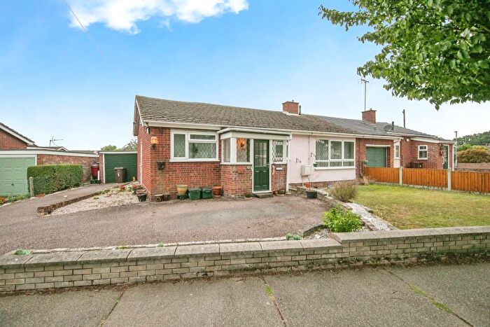 2 Bedroom Semi-Detached Bungalow For Sale In St. Bernard Road, Colchester, CO4