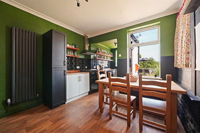 3 Bedroom Terraced House For Sale In Hawksworth Road, Walkley, S6