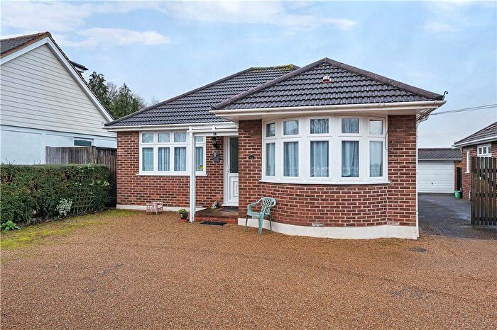 2 Bedroom Bungalow For Sale In Old Tye Avenue, Biggin Hill, Westerham, TN16