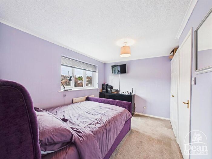 3 Bedroom Detached House For Sale In Bracken Drive, Lydney, GL15