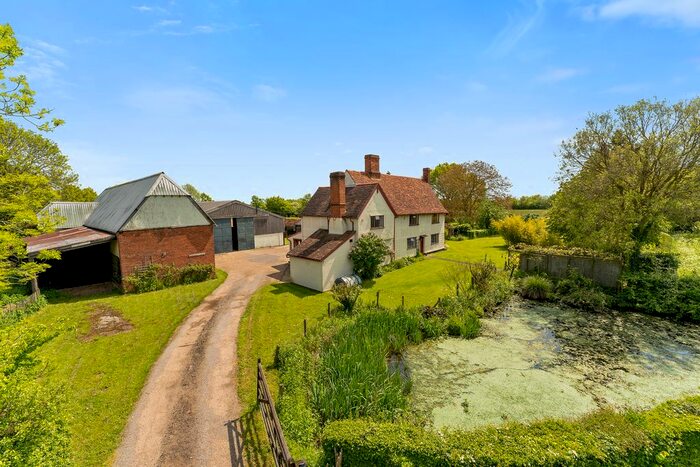 4 Bedroom Detached House For Sale In Woodgates End, Broxted, CM6