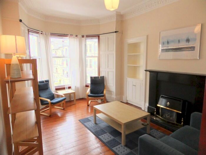 2 Bedroom Flat To Rent In Comiston Road, Morningside, Edinburgh, EH10