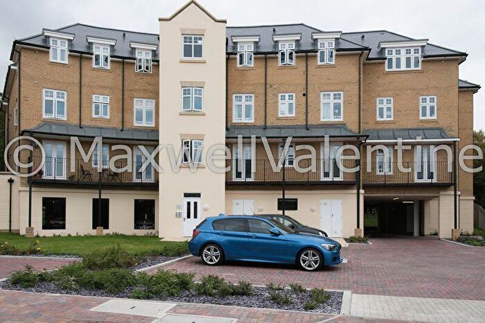2 Bedroom Flat To Rent In Mackintosh Street, Bromley, BR2