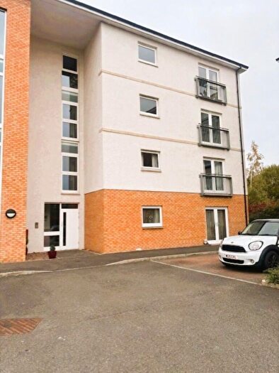 2 Bedroom Apartment For Sale In Leys Park Grove, Dunfermline, Fife, KY12