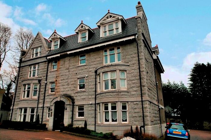 2 Bedroom Flat To Rent In Earls Court, Anderson Drive, West End, Aberdeen, AB15