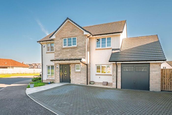 4 Bedroom Detached House For Sale In Quintinshill Drive, Larbert, FK5