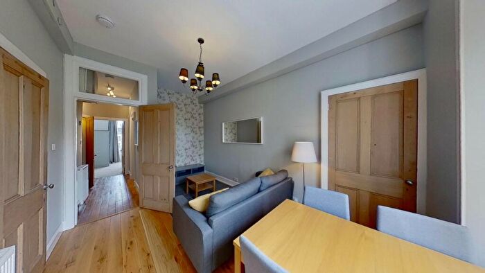 1 Bedroom Flat To Rent In Gibson Street, Edinburgh, EH7