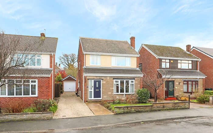 3 Bedroom Detached House For Sale In Church View, Todwick, S26