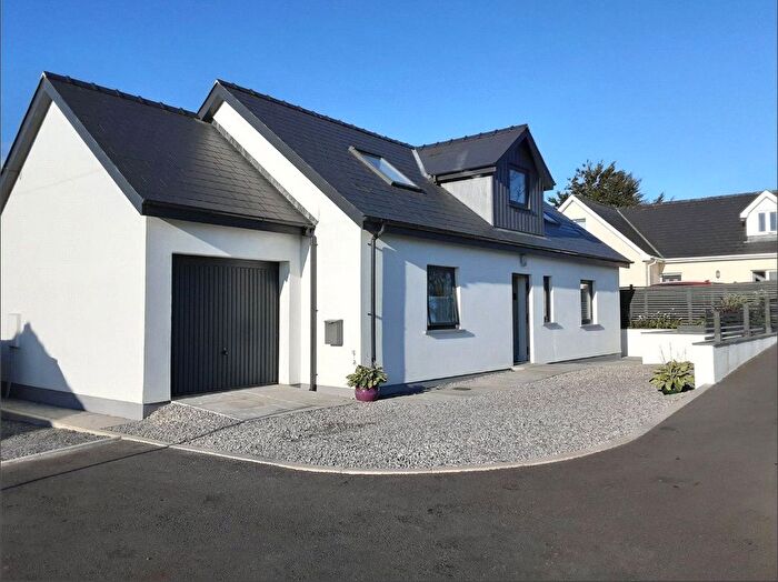 3 Bedroom Bungalow For Sale In Templeton, Narberth, Pembrokeshire, SA67