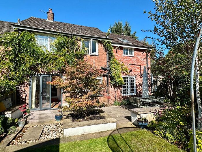 4 Bedroom End Of Terrace House For Sale In Manor Drive, Hebden Bridge, HX7