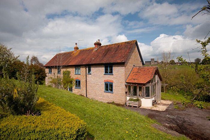 5 Bedroom Detached House For Sale In East Stour, SP8